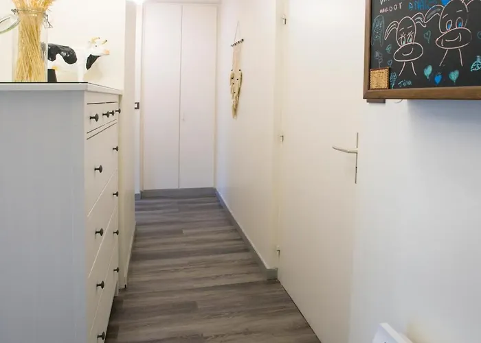 Le St Josse Confort A 科尔马